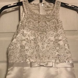 ♥️ David’s Bridal White Flower Girl Dress